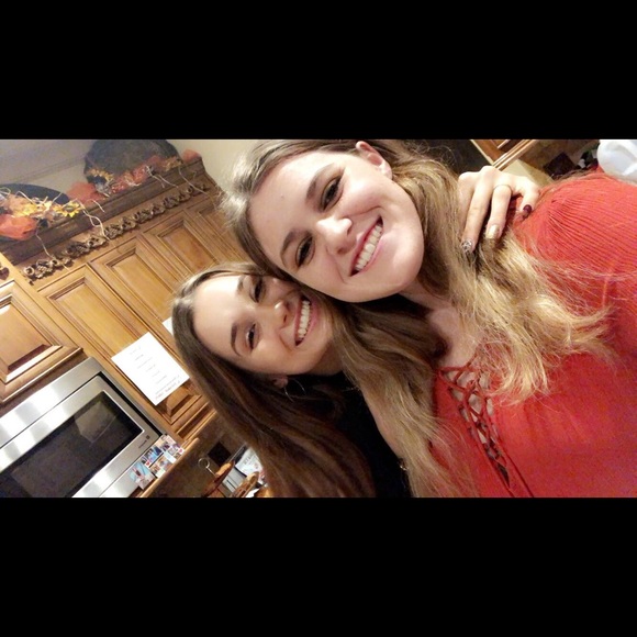 Meet your Posher, Lexy - Picture 1 of 1